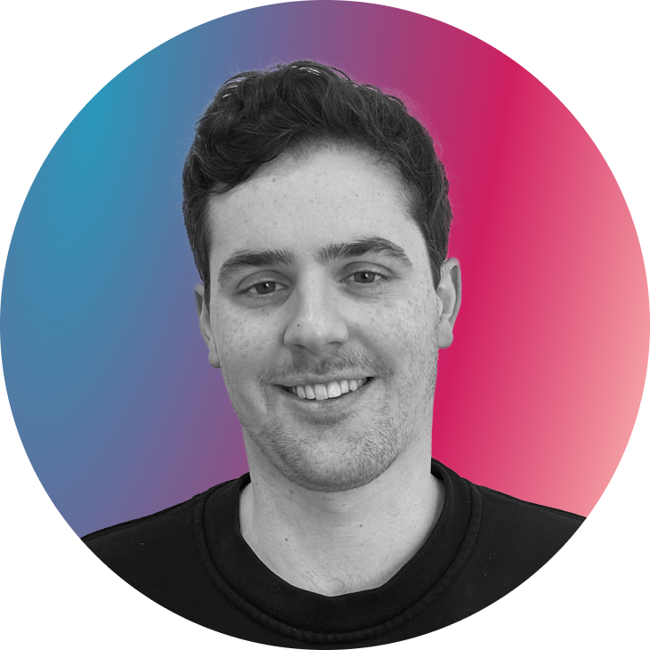Circular cutout of Three29 employee Nick Williamson in greyscale with a gradient background.